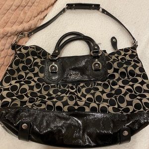 Coach Ashley Signature Sateen Satchel Purse Bag
Great Condition.